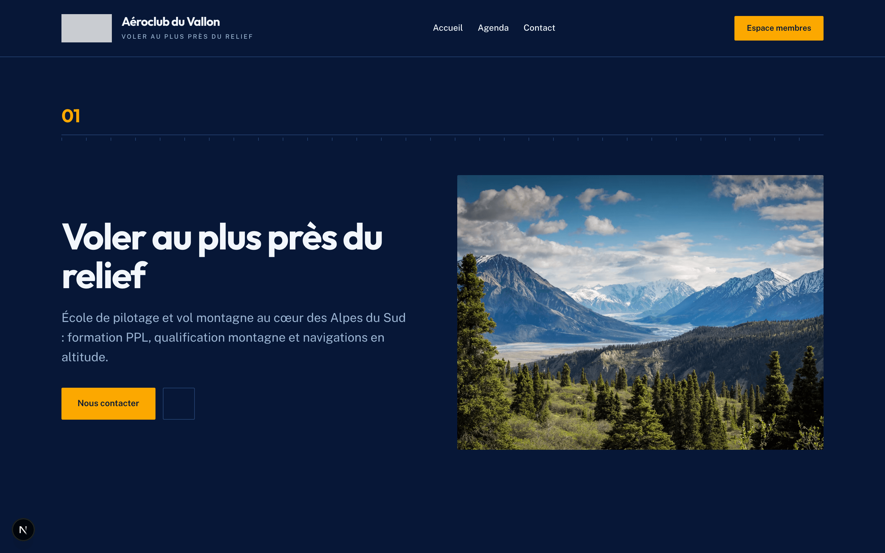 Site public de l'Aéroclub du Vallon — thème altitude, nuit marine et paliers